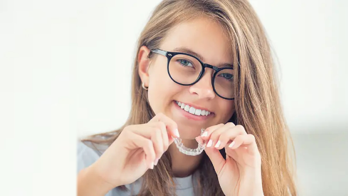 Orthodontic Emergencies Orthodontic Emergencies